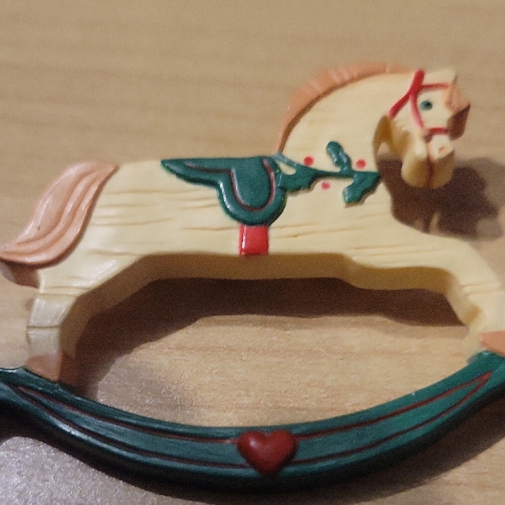 Charming Rocking Horse Brooch - Picture 5 of 6